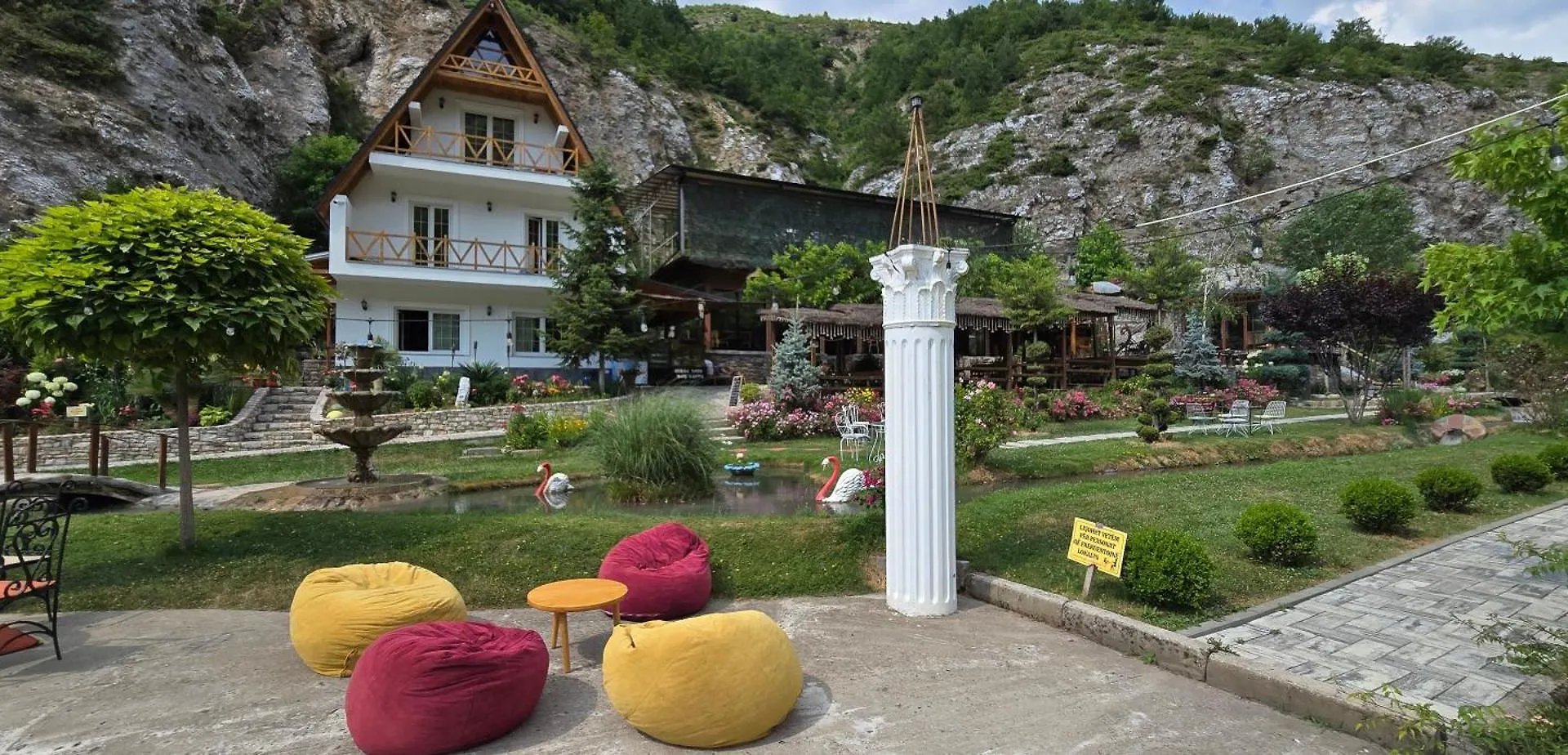 Resort Dibra Park Hotel Begjunec Albania